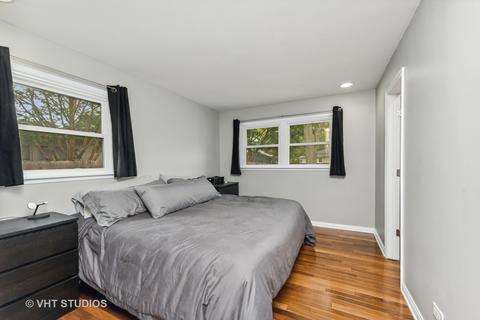 2009 Martin Ln, Rolling Meadows, IL 60008 photo 8