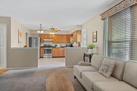 1408 Godfrey Dr, Normal, IL 61761 photo 4