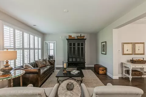 2866 Edgewater Dr, Elgin, IL 60124 photo 15