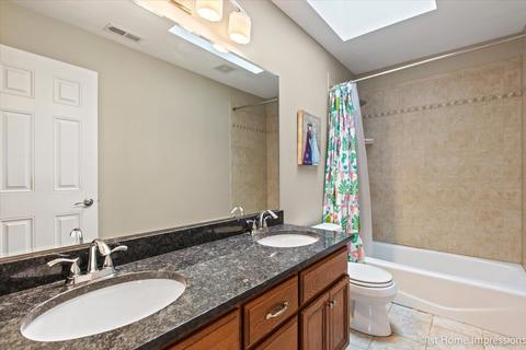 909 Willow Rd, Matteson, IL 60443 photo 31
