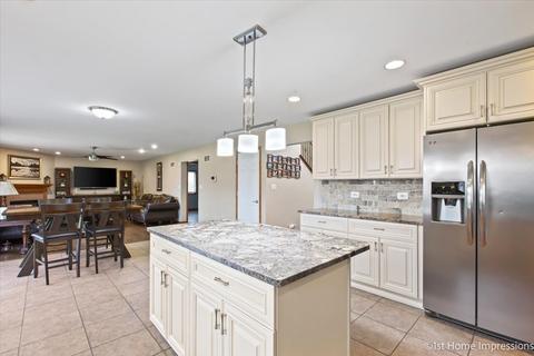 909 Willow Rd, Matteson, IL 60443 photo 11