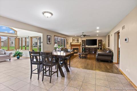 909 Willow Rd, Matteson, IL 60443 photo 19