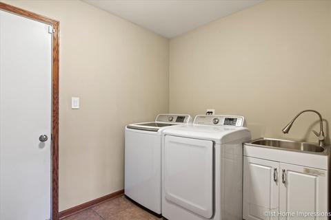 909 Willow Rd, Matteson, IL 60443 photo 36