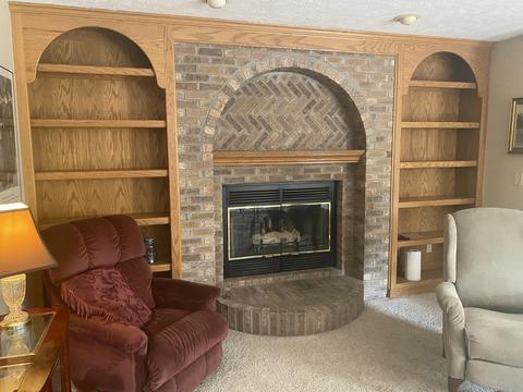 1601 Ensign Dr, Normal, IL 61761 photo 4