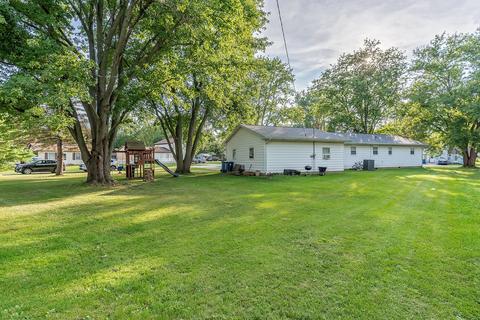 721 York St, Chenoa, IL 61726 photo 13