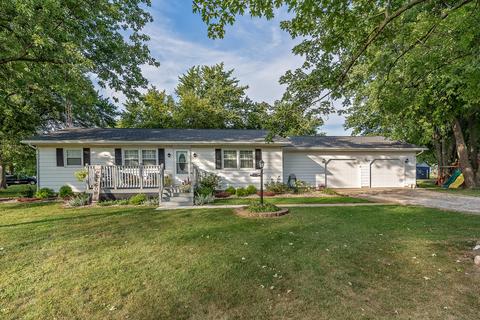 721 York St, Chenoa, IL 61726 photo 2