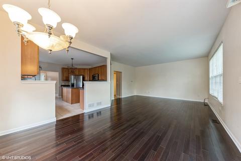 4565 Jenna Rd, Glenview, IL 60025 photo 5