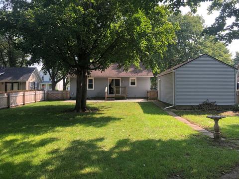6415 Wayne St, Union, IL 60180 photo 2