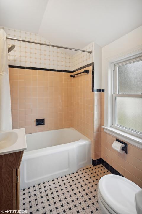 1706 Ash St, Des Plaines, IL 60018 photo 14