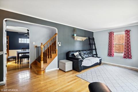 1706 Ash St, Des Plaines, IL 60018 photo 4