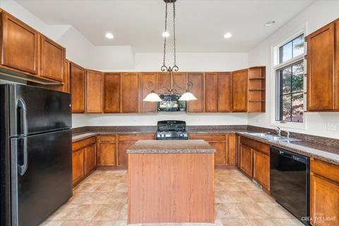 140 River Walk Ct, Elgin, IL 60120 photo 10