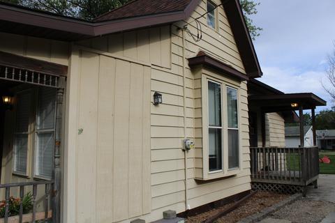 709 E Washington St, Clinton, IL 61727 photo 29