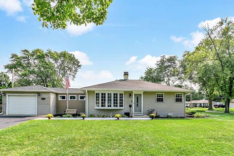 2311 Sigwalt St, Rolling Meadows, IL 60008 photo 1