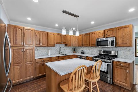 2311 Sigwalt St, Rolling Meadows, IL 60008 photo 5