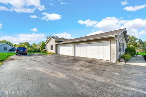 607 Devonshire Ct #D, Mchenry, IL 60050 photo 21