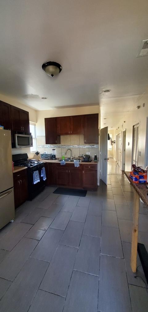 1332 E 71st Pl, Chicago, IL 60619 photo 25