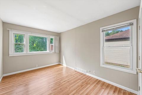 6425 Maple Ave, Spring Grove, IL 60081 photo 11