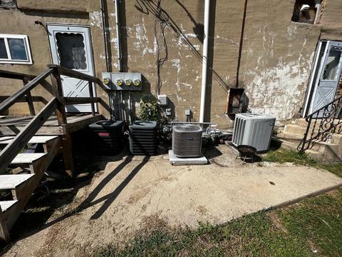 119 E 4th St, Depue, IL 61322 photo 2