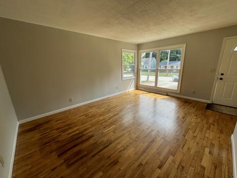 1012 Morgan St, Normal, IL 61761 photo 4