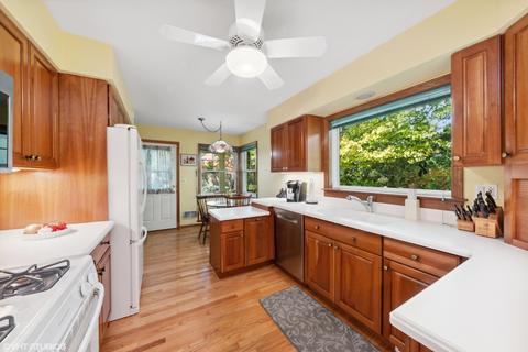 2416 Covert Rd, Glenview, IL 60025 photo 7