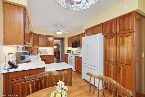 2416 Covert Rd, Glenview, IL 60025 photo 8
