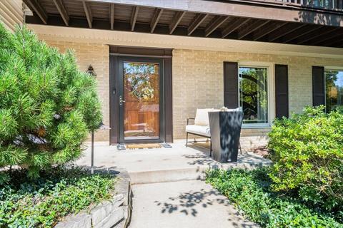 1010 Barton Dr, Normal, IL 61761 photo 3