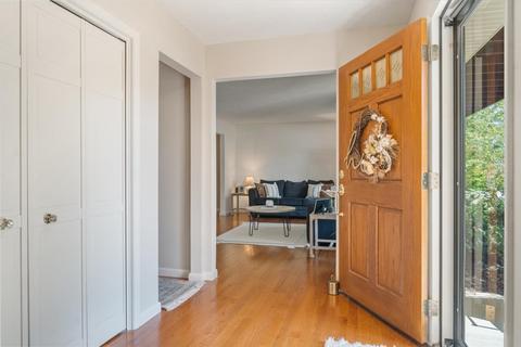 1010 Barton Dr, Normal, IL 61761 photo 5