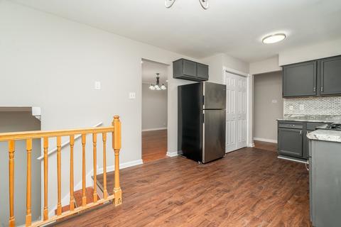 714 E 148th St, Dolton, IL 60419 photo 9