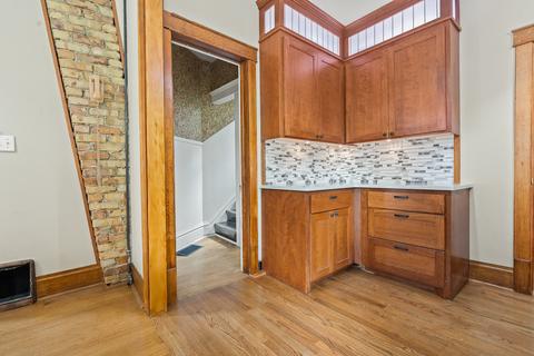 225 Hamilton Ave, Elgin, IL 60123 photo 8