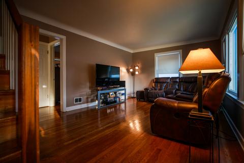 1215 S Wolf Rd, Hillside, IL 60162 photo 2