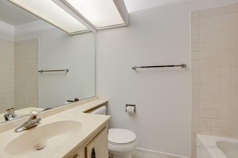 44 Silver Tree Cir, Cary, IL 60013 photo 17