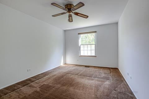44 Silver Tree Cir, Cary, IL 60013 photo 15