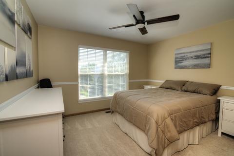 1187 E Danbury Dr, Cary, IL 60013 photo 16