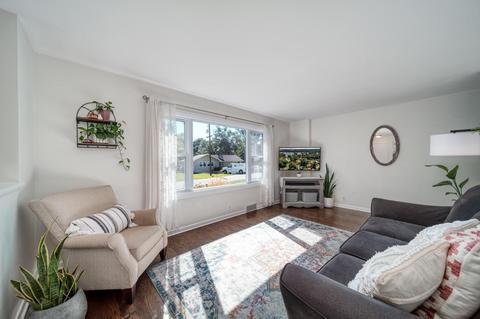 1412 Bayview Ln, Johnsburg, IL 60051 photo 7