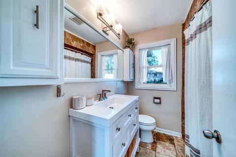 1412 Bayview Ln, Johnsburg, IL 60051 photo 12