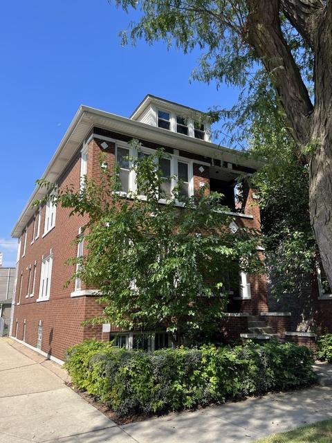 3960 S Artesian Ave, Chicago, IL 60632 photo 1