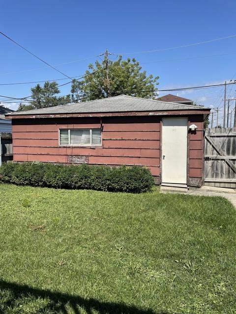 8210 W 44th St W, Lyons, IL 60534 photo 2