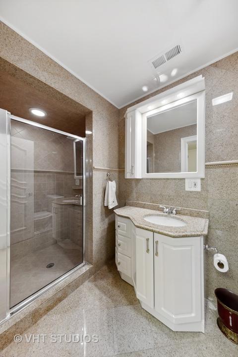 9290 Forest Edge Ln, Burr Ridge, IL 60527 photo 40