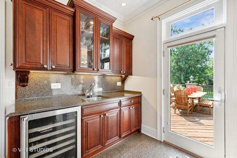 9290 Forest Edge Ln, Burr Ridge, IL 60527 photo 15