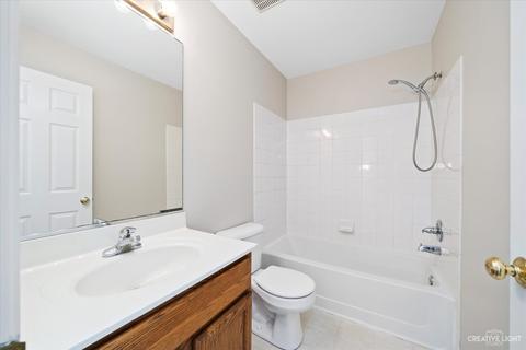 1247 Spaulding Rd #A1, Bartlett, IL 60103 photo 16