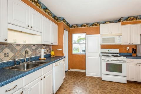 1304 N Ashbel Ave, Berkeley, IL 60163 photo 3