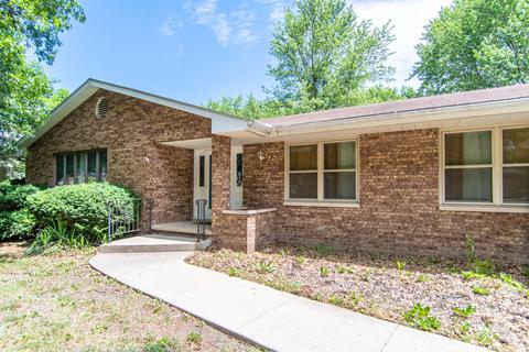 1811 Bruce St, Morris, IL 60450 photo 4