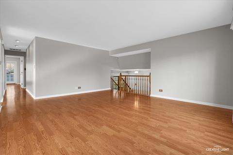 3920 Winston Dr, Hoffman Estates, IL 60192 photo 3