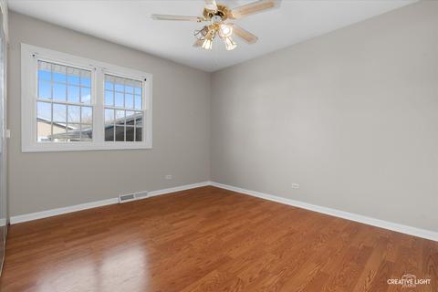 3920 Winston Dr, Hoffman Estates, IL 60192 photo 13
