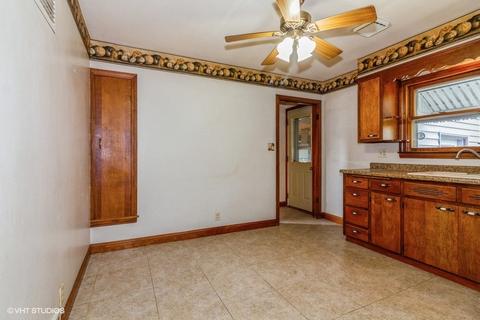 700 6th St, Harvard, IL 60033 photo 7