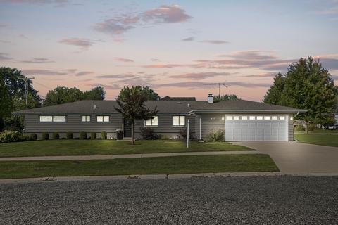 607 Bridle Ln, Wheaton, IL 60187 photo 1