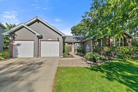 707 Cheyenne Ln, Elgin, IL 60123 photo 2