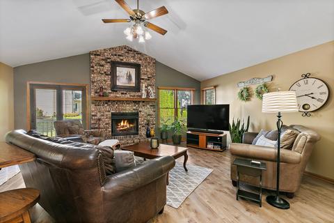 707 Cheyenne Ln, Elgin, IL 60123 photo 7