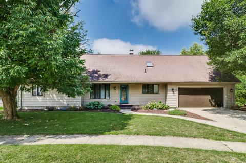 4 Turner Rd, Normal, IL 61761 photo 1