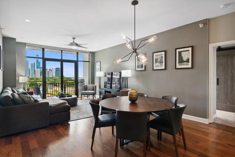 233 E 13th St #902, Chicago, IL 60605 photo 4